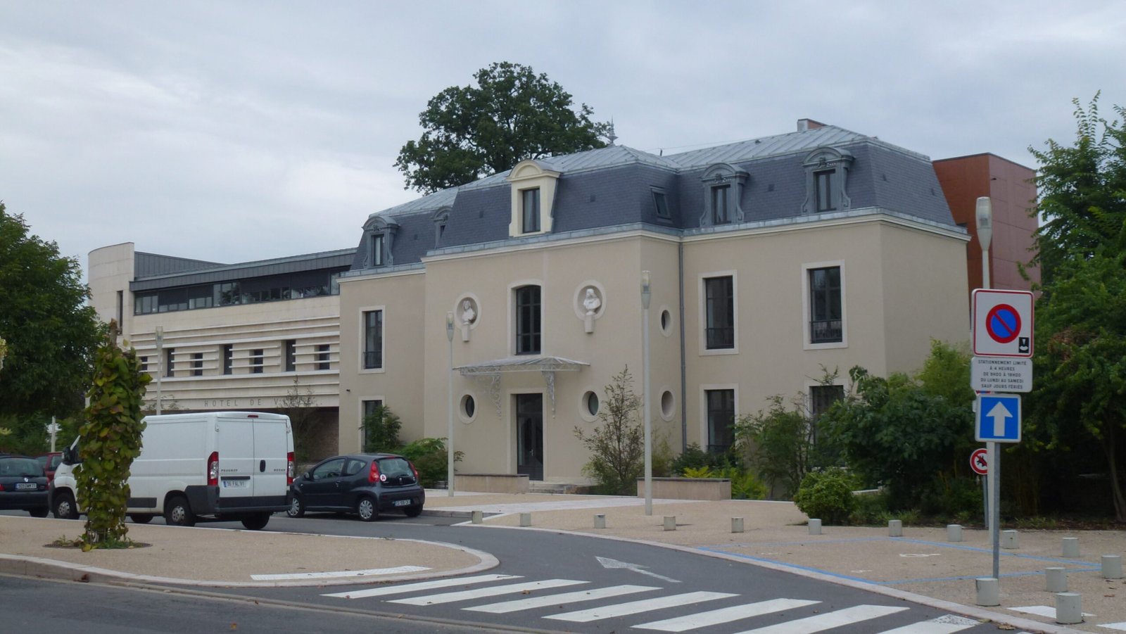 Mairie de Combs-la-ville
